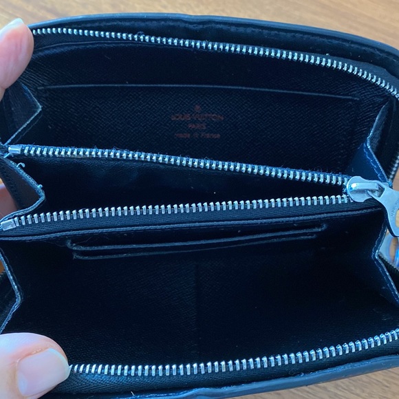 Louis Vuitton Luna Epi Wallet - Picture 5 of 10